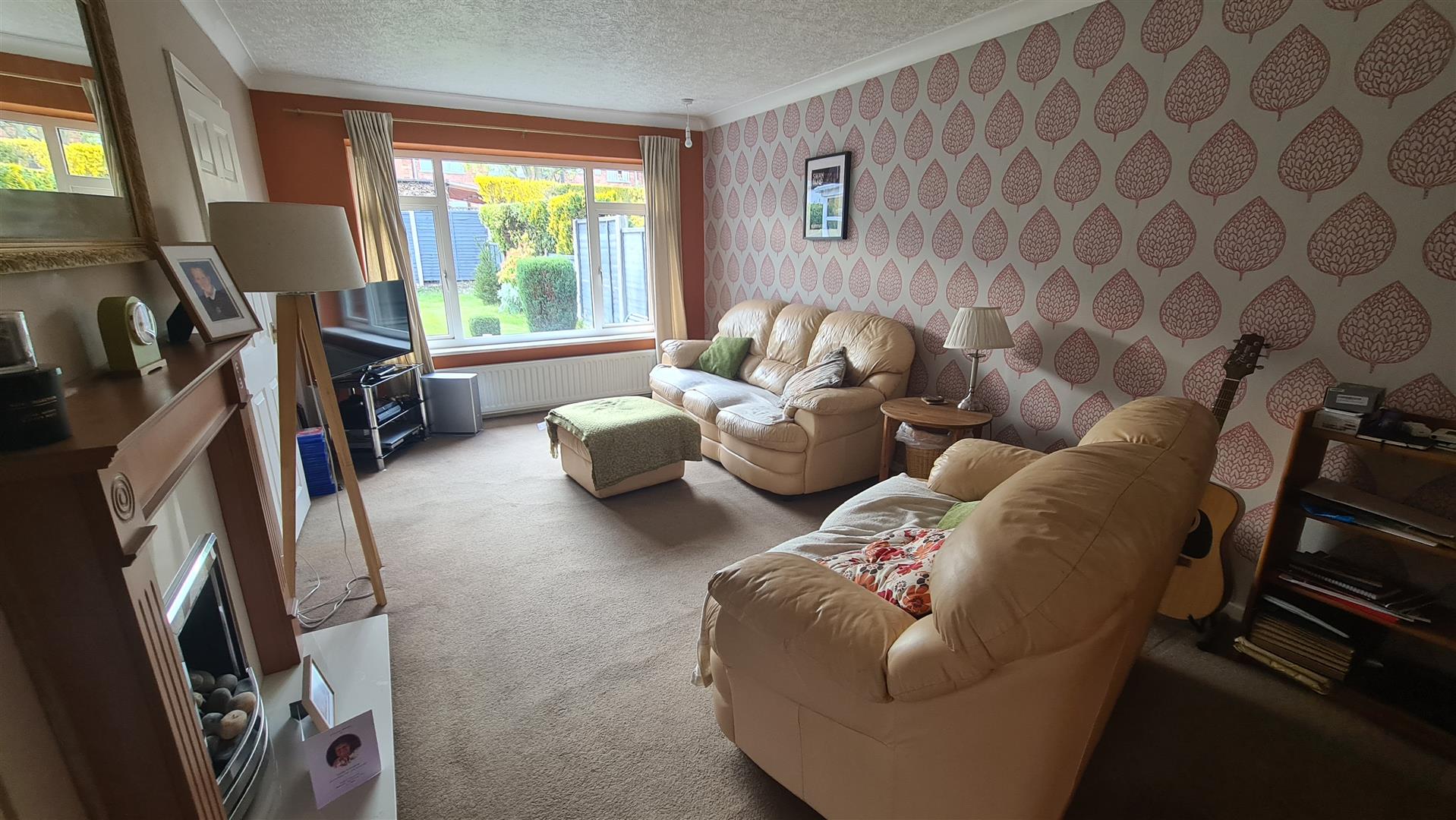 3 Bedroom Property To Let in Burntwood £875 PCM